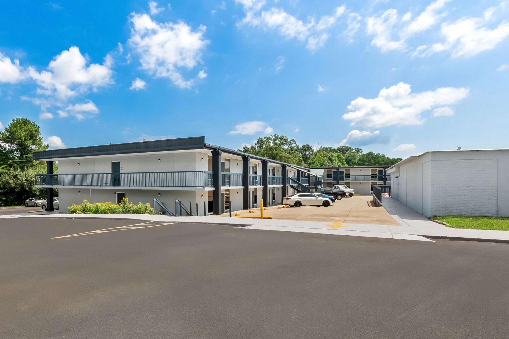 Americas Best Value Inn&Suites-Dalton, GA - I-75, Exit- 328 Extérieur photo