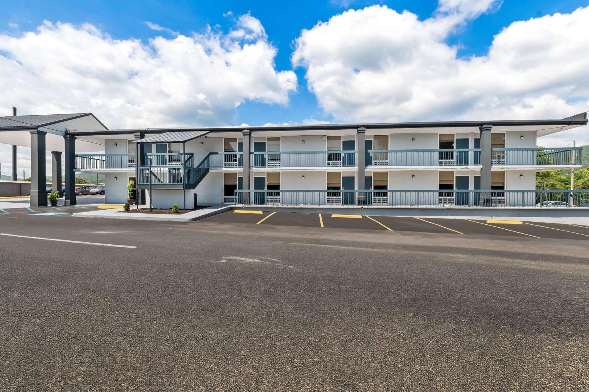 Americas Best Value Inn&Suites-Dalton, GA - I-75, Exit- 328 Extérieur photo